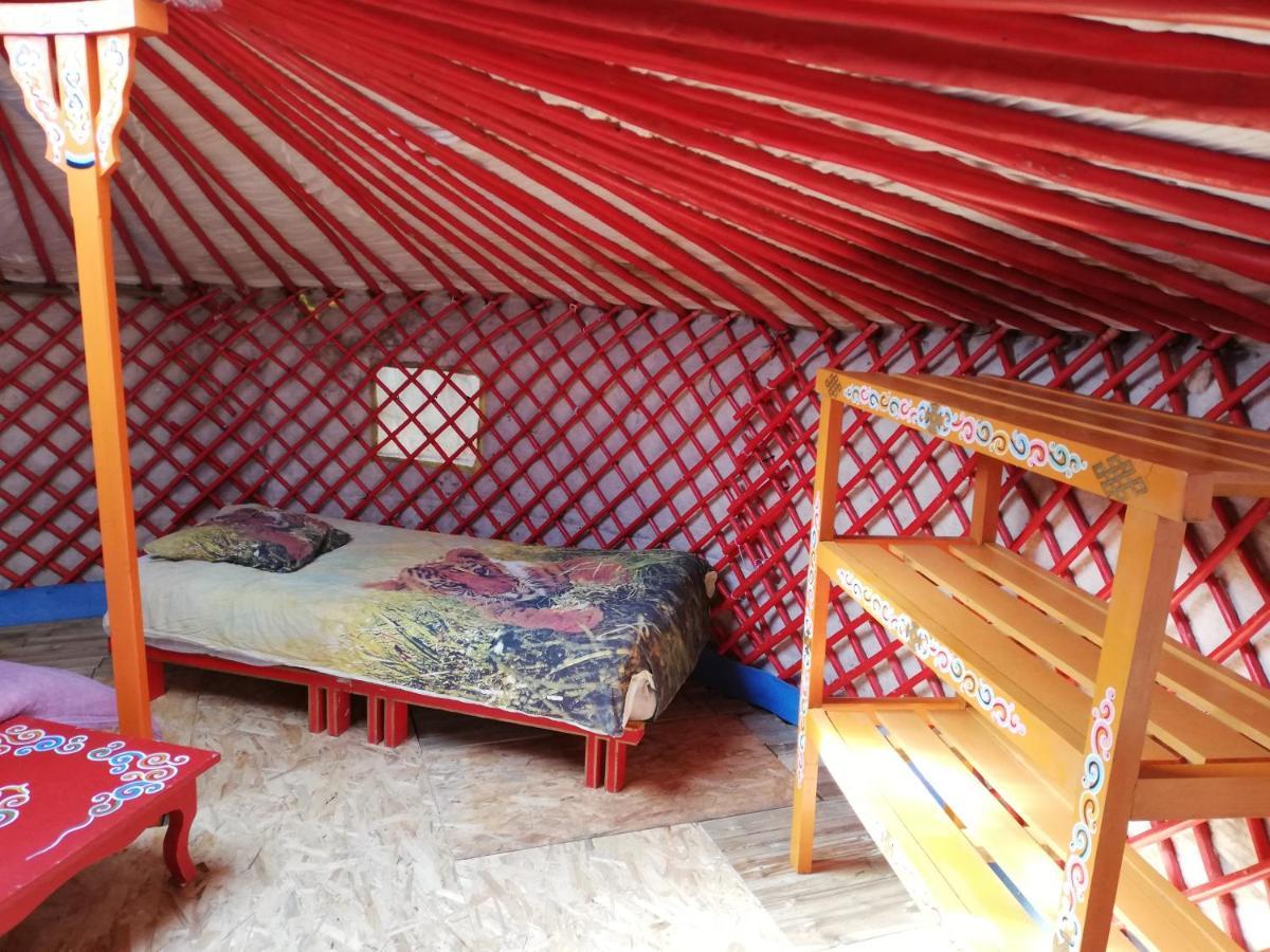 Yourte Mongole Veritable Montcaret Zewnętrze zdjęcie